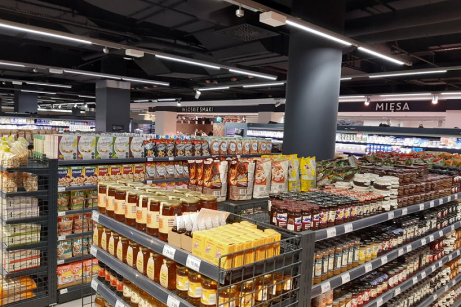 Pierwszy Eurospar w Blue City to 2,5 tys. mkw. powierzchni m. in. z piekarnią, stoiskiem włoskim, bistro i produktami dla wegan i wegetarian. Fot. PTWP Startuje Eurospar w Blue City. W planach 400 sklepów w ciągu 5 lat