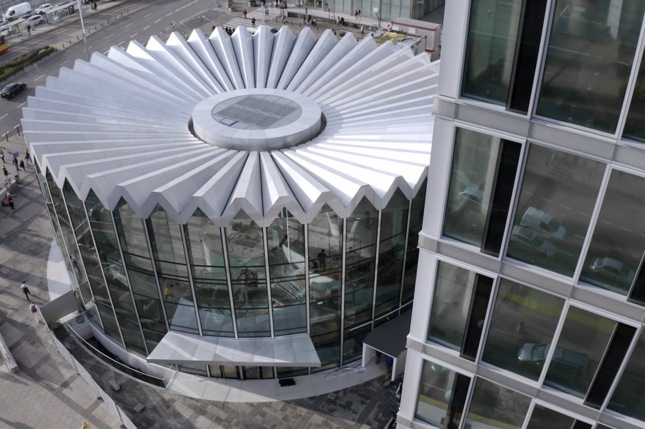 mat. pras. Architektonicznych symbol Warszawy powraca na mapę stolicy