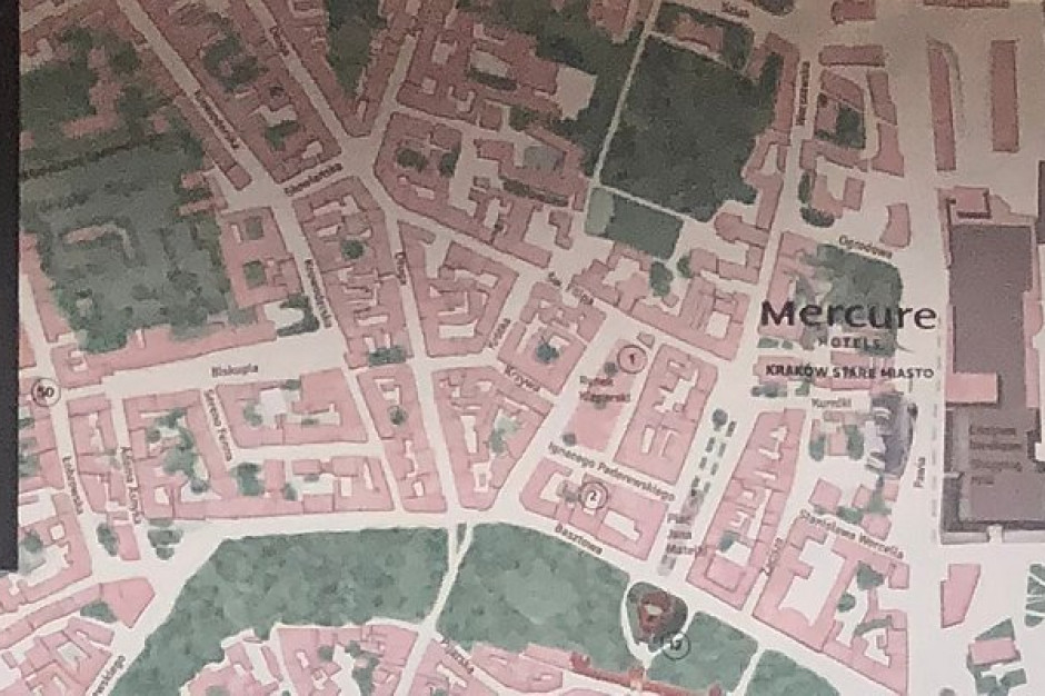 kraków stare miasto mapa Miejskie atrakcje na ścianie. Niezwykła mapa w Mercure Kraków 