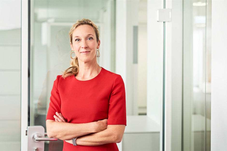 Sabine Eckhardt, mat. pras. Transfer spoza branży. Sabine Eckhardt nowym szefem JLL na Europę Środkową