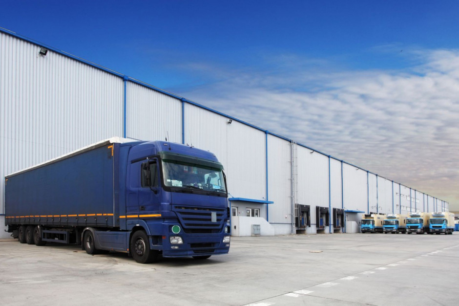 Fot. Shutterstock Wzrosły długi wobec firm leasingowych; najwięcej winna jest branża transportowa