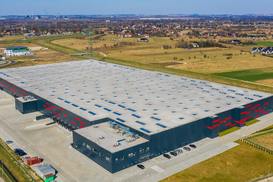 mat. pras. 7R sprzedaje magazyn w ramach kompleksu logistycznego 7R Park Kraków
