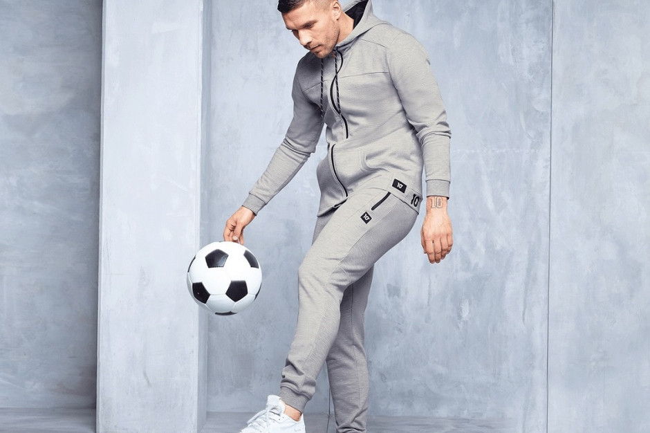 Piłkarz Łukasz Podolski zaprojektował kolekcję odzieży. Będzie ją można kupić w sieci Aldi