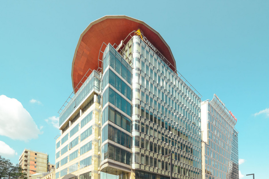 myhive Crown Tower w Warszawie Cybercom zostaje w myhive Crown Tower