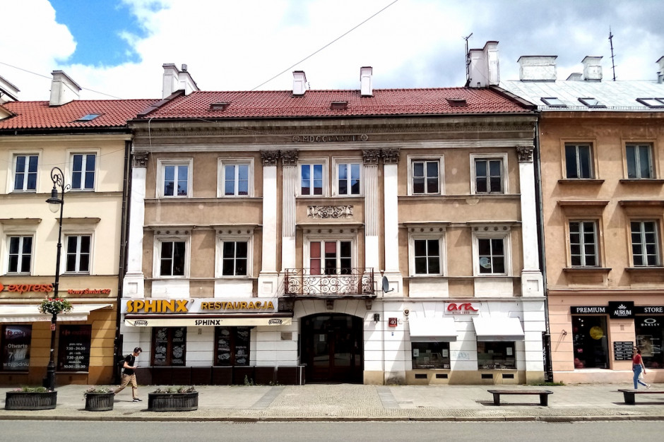 Kamienica przy Nowym Świecie 40 wykorzystywana jest głównie na cele usługowo-handlowe. mat. Kancelaria Brochocki Kamienica przy Nowym Świecie zmieniła właściciela