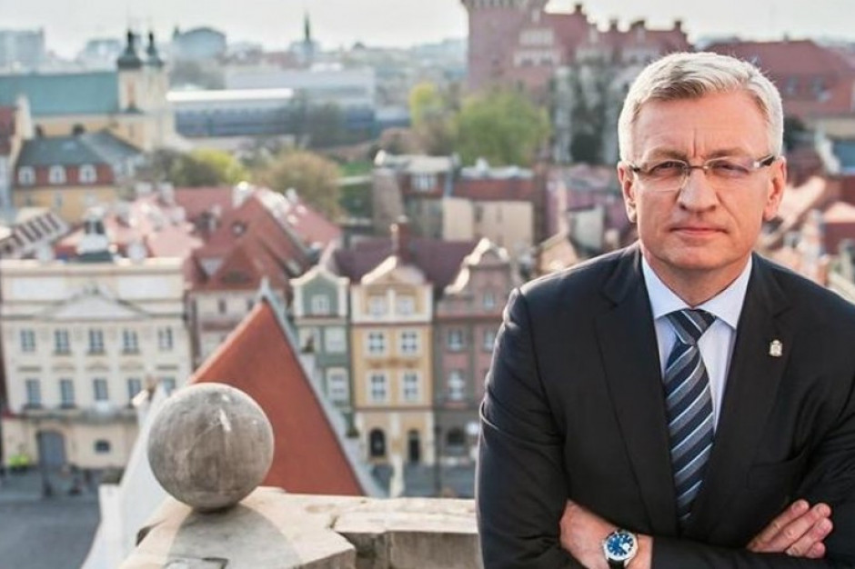 Dzisiaj najbardziej istotnym elementem działań krótkoterminowych jest wiarygodność wzajemnych ustaleń biznesowych oraz szczerość w komunikowaniu trudnych tematów - uważa prezydent Poznania Jacek Jaśkowiak. Fot. Mat. prasowe. Jacek Jaśkowiak: Pandemia wymaga szczerości w komunikowaniu trudnych tematów