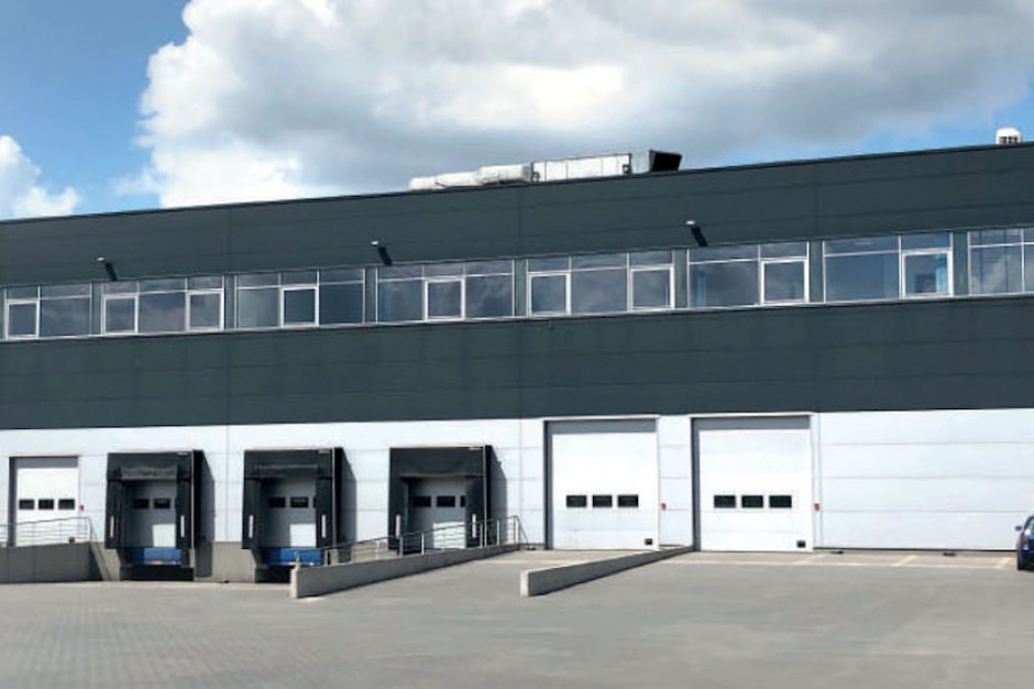 Airport House Arrow na zakupach w Polsce