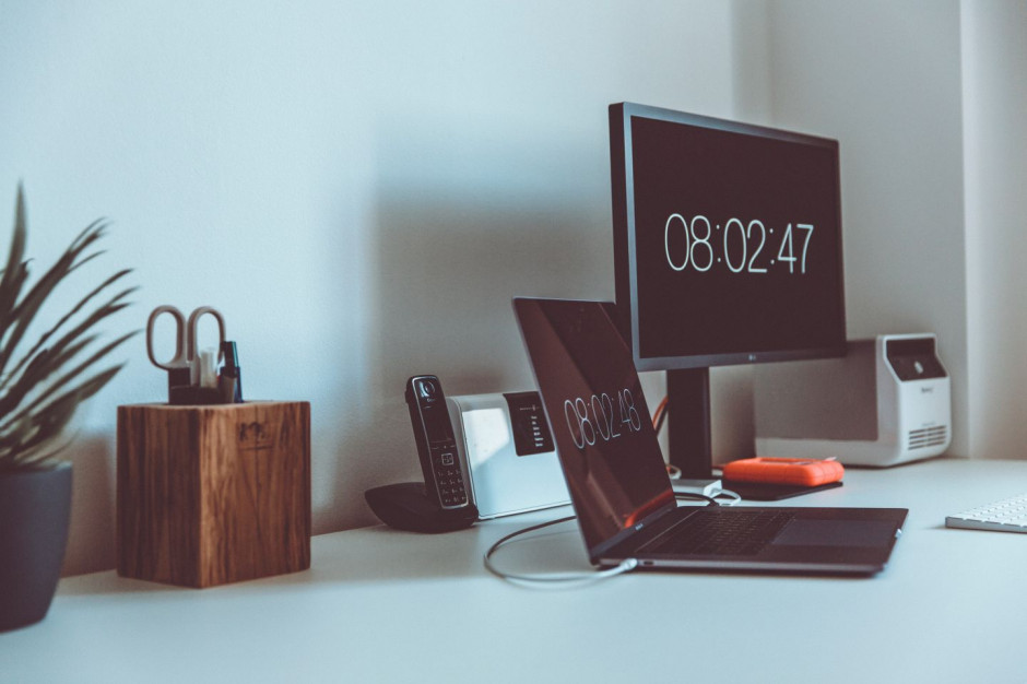 Fot. unsplash.com (Markus Spiske). Fujitsu zmniejszy powierzchnię biurową przez pandemię