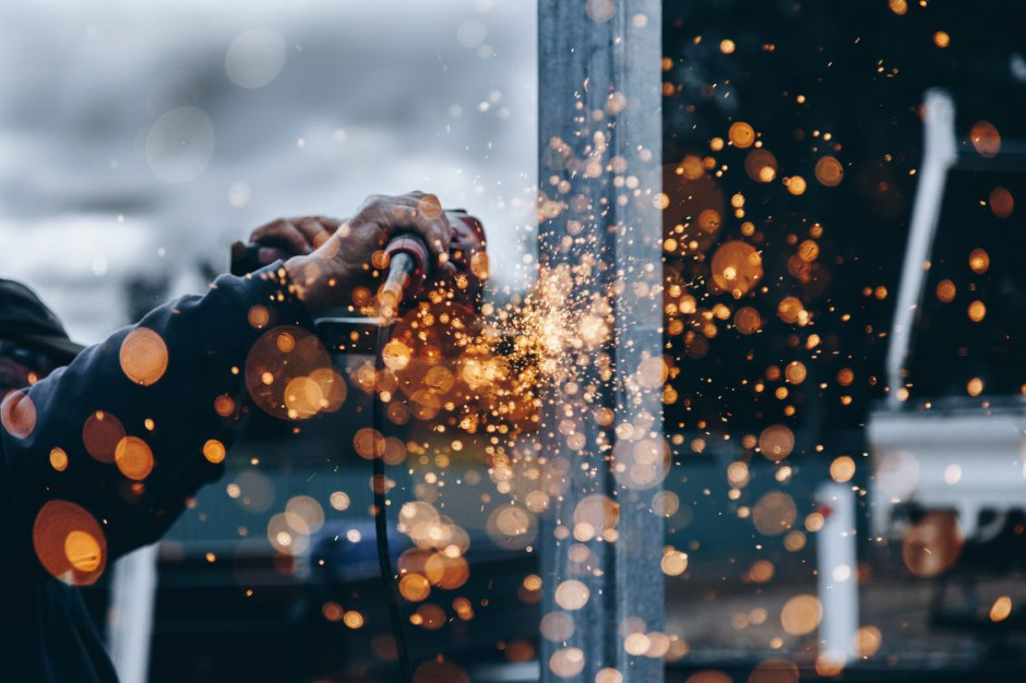 Fot. unsplash.com (Christopher Burns). Wizard zainwestuje 8 mln zł w ramach Polskiej Strefy Inwestycji