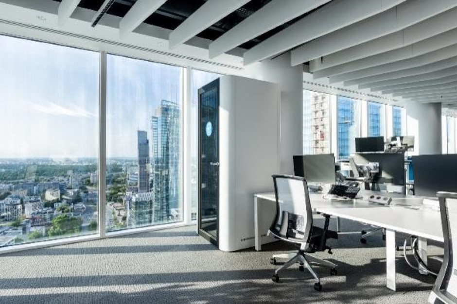 Nowe biuro Standard Chartered w The Warsaw Hub, fot. mat. prasowe Standard Chartered wprowadza się do The Warsaw Hub