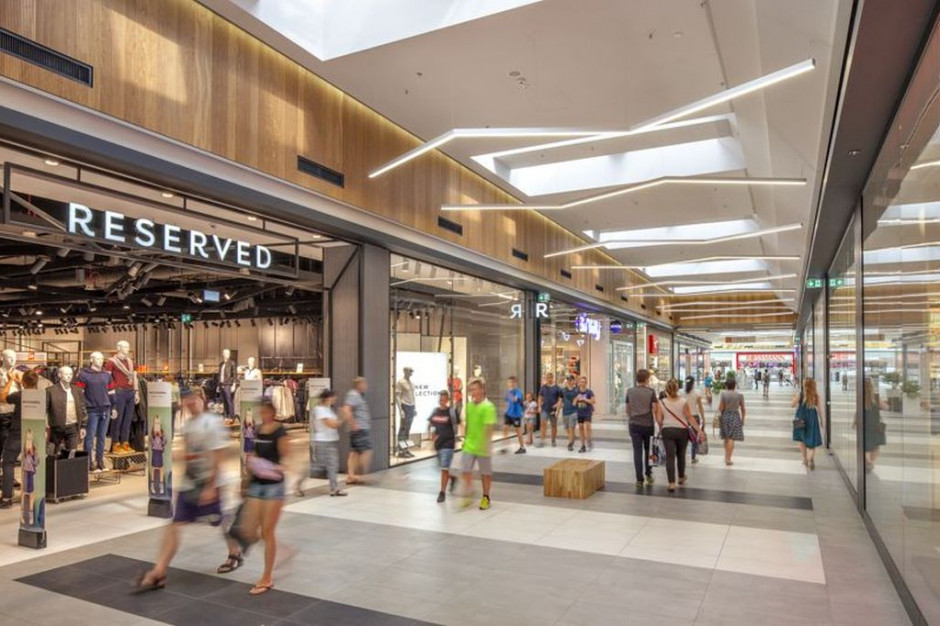 ponad 85 proc. klientów, co uplasowało centrum 6 punktów procentowych ponad rynkowym trendem dla średnich galerii. Galerie Gemini Park z lepszymi wynikami niż w maju i czerwcu