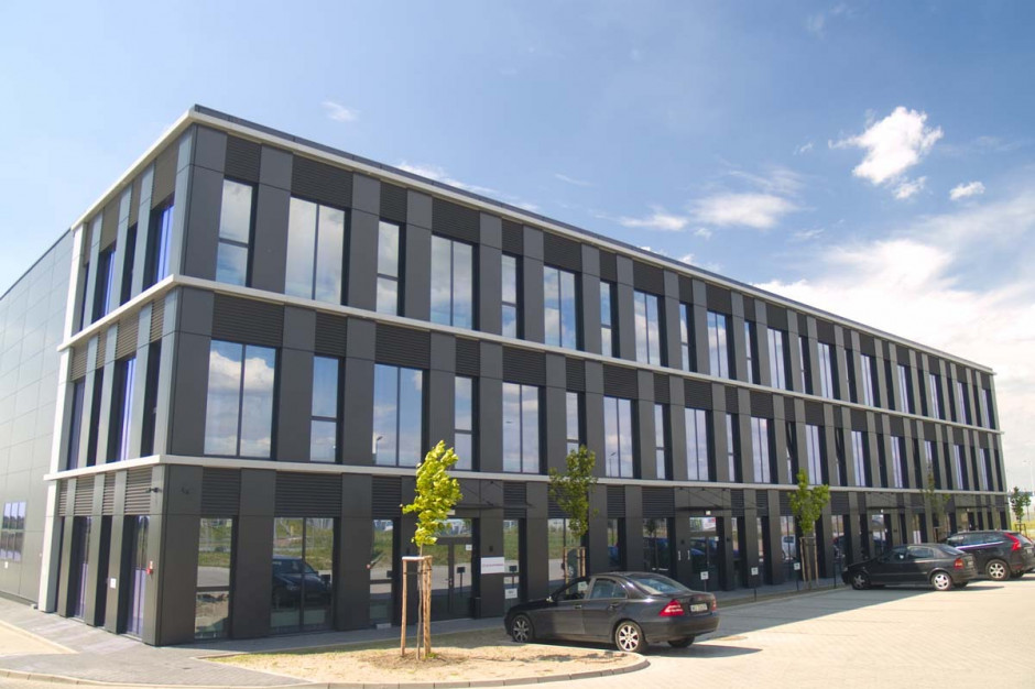 mat.pras. Amerykańska firma kosmetyczna uruchomi centrum logistyczne w Polsce