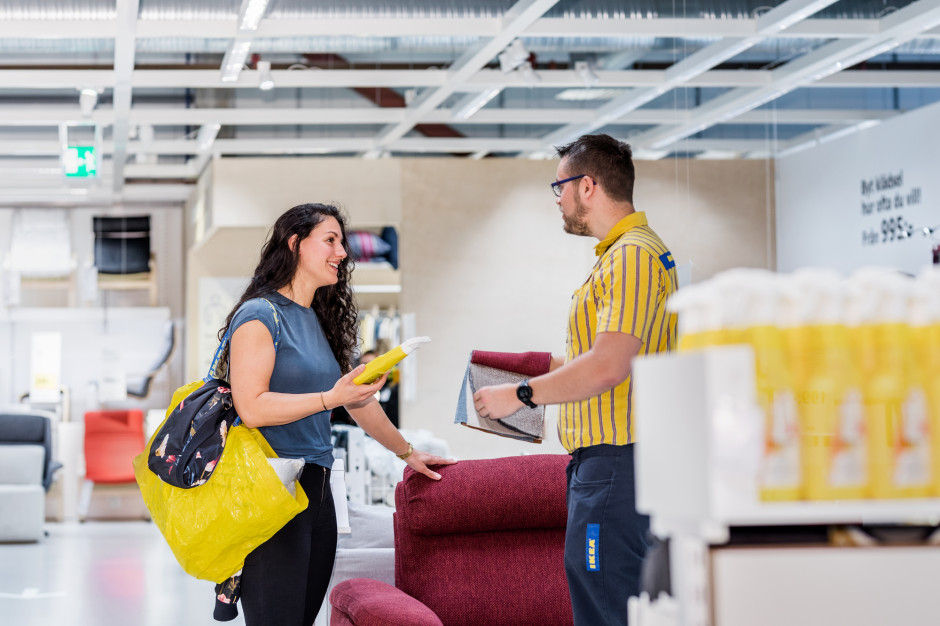 IKEA ma nadzieję, że inicjatywa pomoże klientom przeciwstawić się nadmiernej konsumpcji. Fot. Inter IKEA Systems B.V. 2020 IKEA da drugie życie meblom. Start akcji w listopadzie