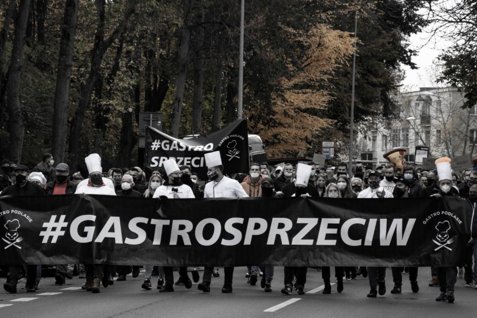 Fot. Facebook/Sztab Kryzysowy Gastronomii Gastronomia z czarną polewką dla rządu. Dziś ogólnopolski protest