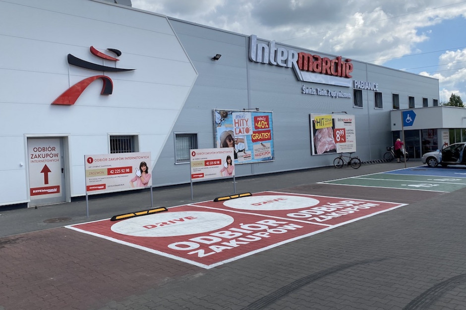 Sieć supermarketów spożywczych Intermarché, wraz z przymarketowymi stacjami paliw, od stycznia do września 2020 roku wypracowała obroty w wysokości ponad 3,6 miliarda złotych. mat.pras. Pomimo pandemii Grupa Muszkieterów rośnie
