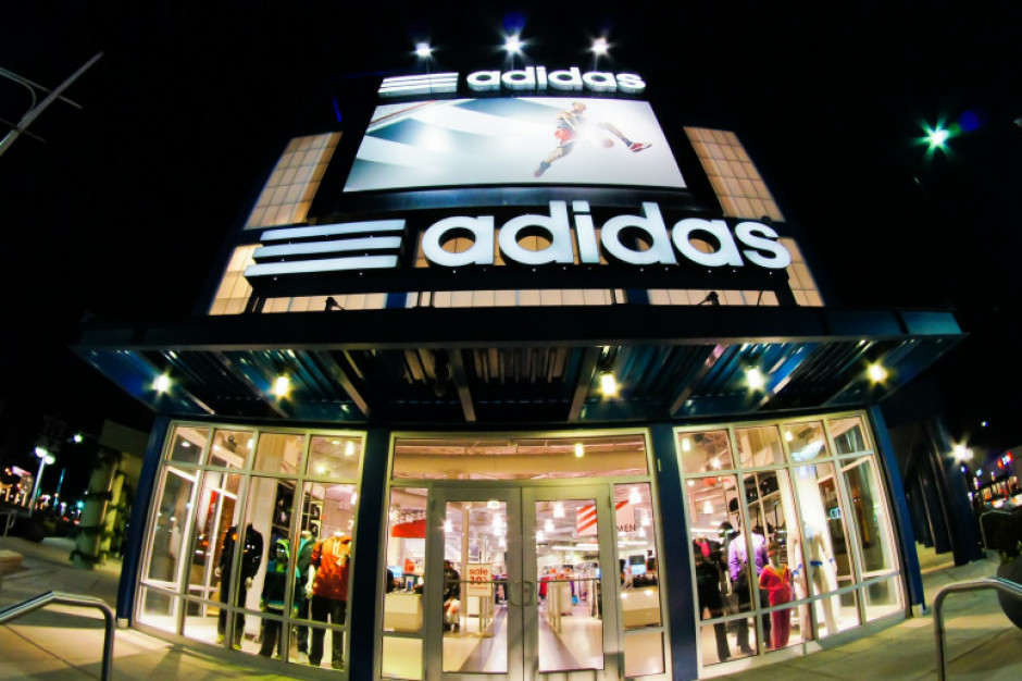 Aktualnie działa 93 proc. stacjonarnych sklepów Adidasa. fot. Pixabay