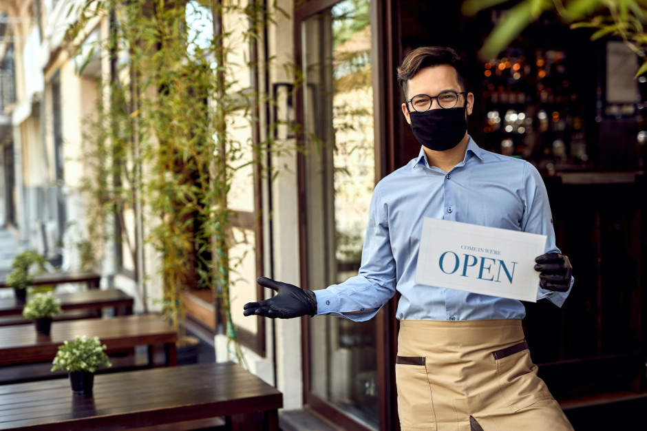 Fot.Shutterstock Firmy łamiące obostrzenia nie otrzymają pomocy z PFR