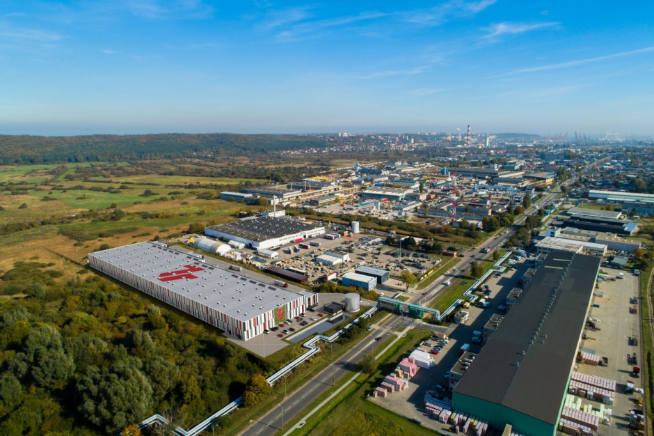 7R 7R z ostatnią milą w Gdyni. Pierwszy magazyn przy porcie