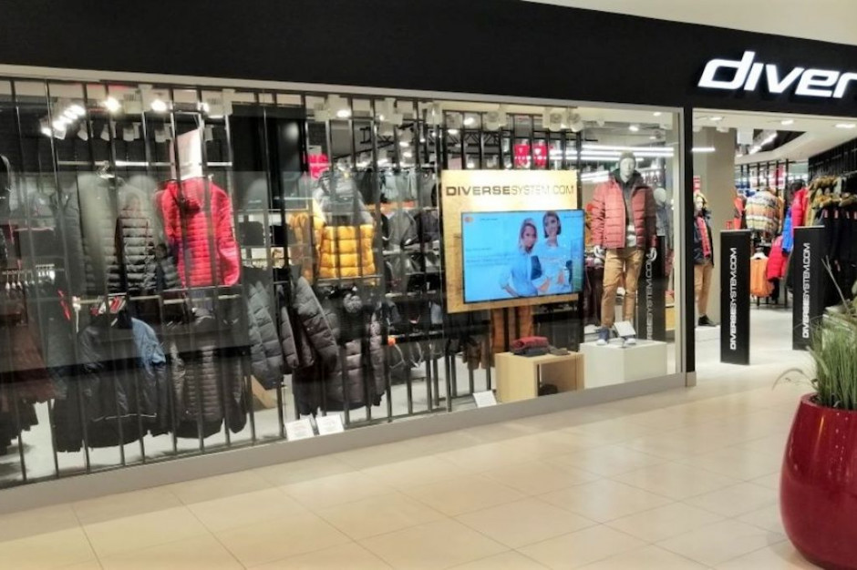 Salon Diverse w Galerii Słowiańskiej w Zgorzelcu, mat.pras. Carrefour podsumowuje rok w swoich galeriach