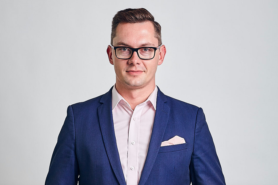 Oskar Kasiński, CEO i Partner HR Design Group Firmy nieruchomościowe i budowlane nie będą zmniejszać biur