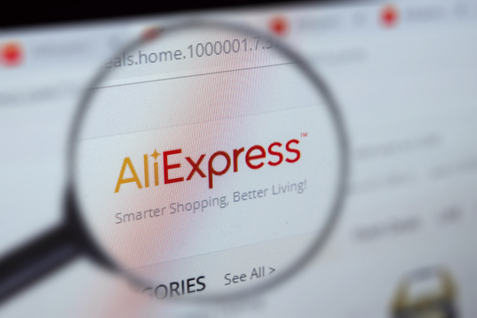 Rozwiązania zawarte w pakiecie e-commerce zapewniają ułatwienia w rozliczaniu VAT od sprzedaży towarów i usług na rzecz konsumentów w innych państwach członkowskich UE. fot. Marko Aliaksandr/Shutterstock Zakupy w zagranicznych e-sklepach będą droższe