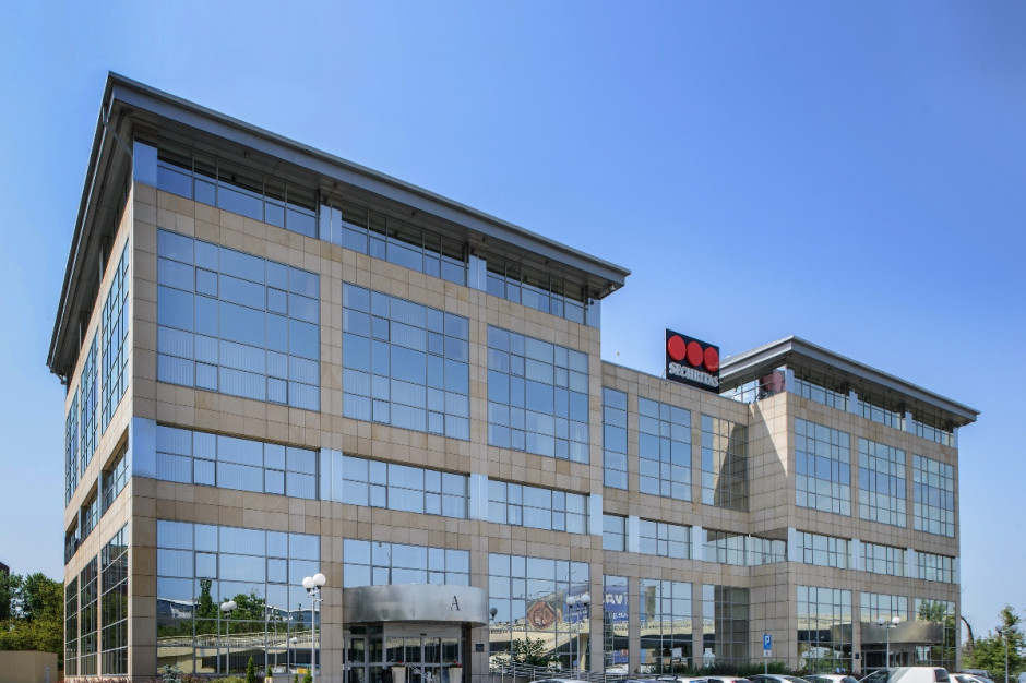 Jeden ze sprzedanych biurowców - Cybernetyki Office Center, fot. mat. prasowe Bokserska Office Center, Cybernetyki Office Center, Tajfun i Brama Zachodnia z nowym właścicielem