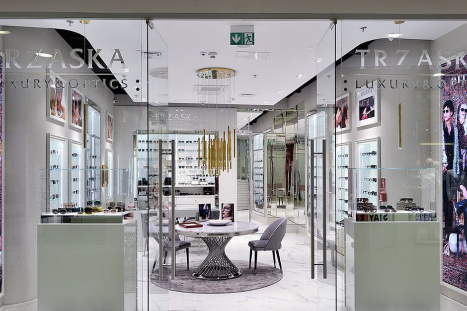 Trzaska Luxury&Optics należy do grupy ekskluzywnych salonów optycznych. W roku 2016 marka uznana została za wiodącego eksperta w Polsce przez dom mody Chanel. Fot. Mat. prasowe Trzaska Luxury&Optics wkroczyło do Domu Mody Klif