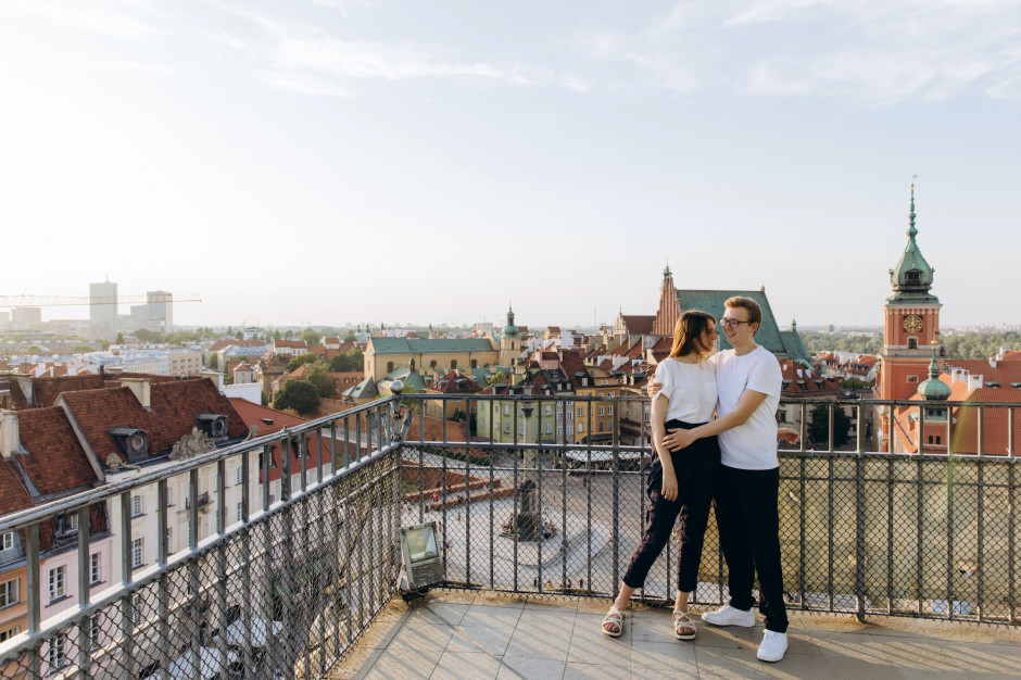Najwięcej miłośników tego typu wyjazdów jest wśród najmłodszych respondentów (do 24 lat) - 67 proc. Fot. Shutterstock, Dmytro Voinalovych Polacy lubią spontaniczne wyjazdy. Zobacz wyniki badania PKP Intercity