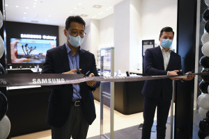 Najnowszy Samsung Store przyjął pierwszych klientów w Bonarce