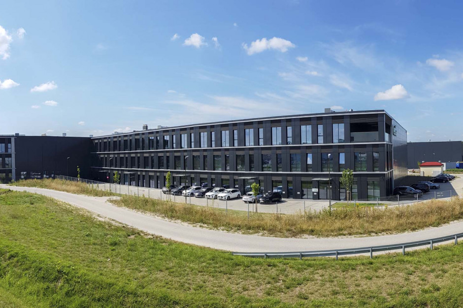 Zakończył się proces całkowitej komercjalizacji Ideal Idea City Parku na granicy Warszawy i Raszyna. mat.pras. Magazyny Ideal Idea City Park z kompletem najemców i planami rozbudowy