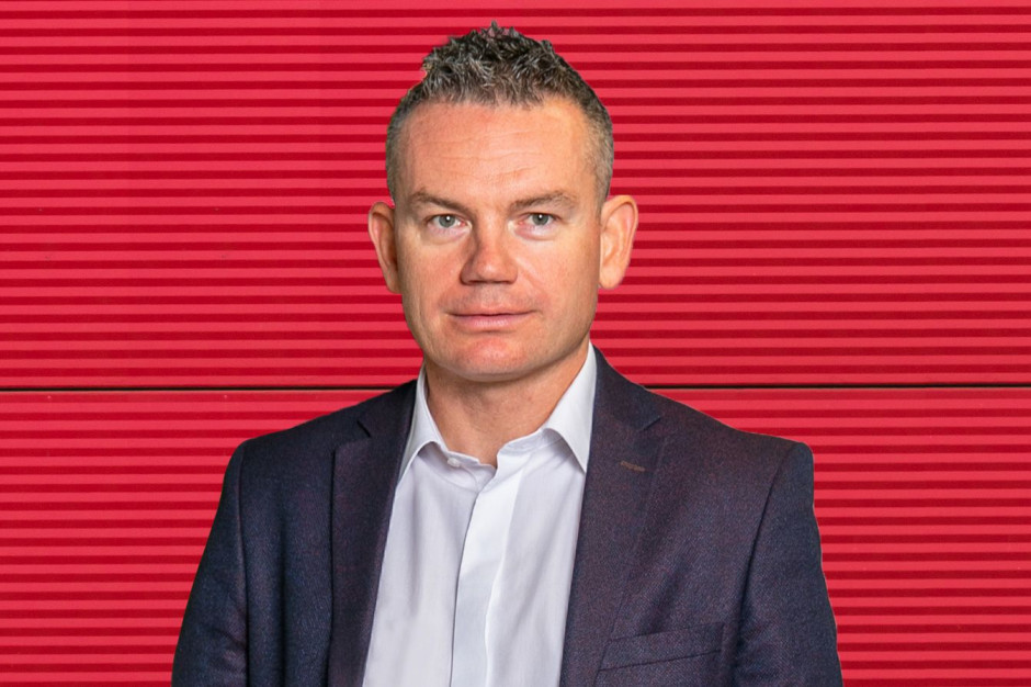 Tomasz Mika został powołany przez zarząd 7R na stanowisko Chief Financial Officer (CFO) w randze członka zarządu. Pracował dla Cersanit, IKEA, PwC czy KPMG. Teraz pokieruje pionem finansowym 7R