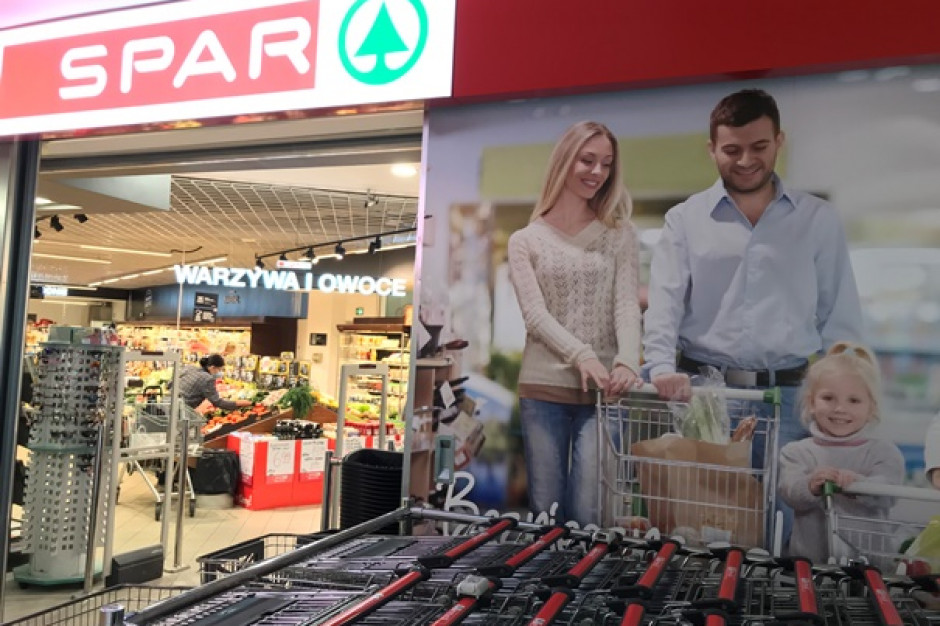 Kolejny supermarket zmienił logo na SPAR – tym razem placówka w Luboniu przy ul. Żabikowskiej 66 (woj. wielkopolskie). Fot. Mat. prasowe. Supermarket w Luboniu dołączył do sieci SPAR