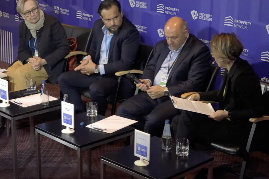 Uczestnicy debaty „Handel w cieniu pandemii”, która odbyła się w ramach Property Forum 2021 Property Forum: Rynek centrów handlowych - potrzeba stabilizacji czy nowych inwestycji?