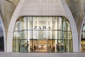 22 czerwca Zara startuje z letnią wyprzedażą. Przeceny także w Bershka, Stradivarius, Oysho i Pull & Bear