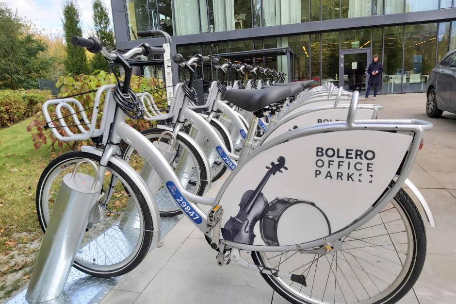 Na terenie kompleksu Bolero Office Park uruchomiono stację rowerów miejskich Nextbike. Fot. mat. pras. Nowa stacja Nextbike przy biurowcu Bolero Office Park w Warszawie