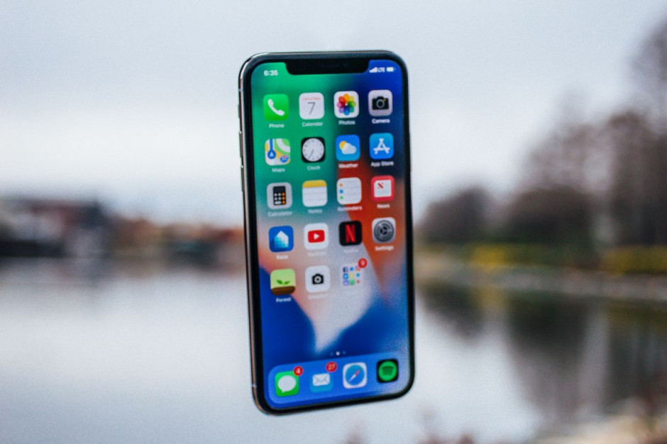 Liderami rynku smartfonów są kolejno: Samsung, Apple, Xiaomi oraz ex aequo Vivo i Oppo. Fot. unsplash.com (Neil Soni). Samsung, Apple, Xiaomi liderami rynku smartfonów