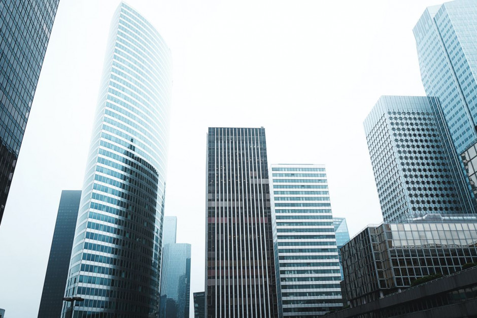 REIT-y wnoszą znaczący wkład w finanse publiczne. Jedna trzecia obrotów REIT-ów jest płacona w postaci podatków lokalnych. Fot. unsplash.com. Czy REIT-y obudzą uśpiony polski kapitał?