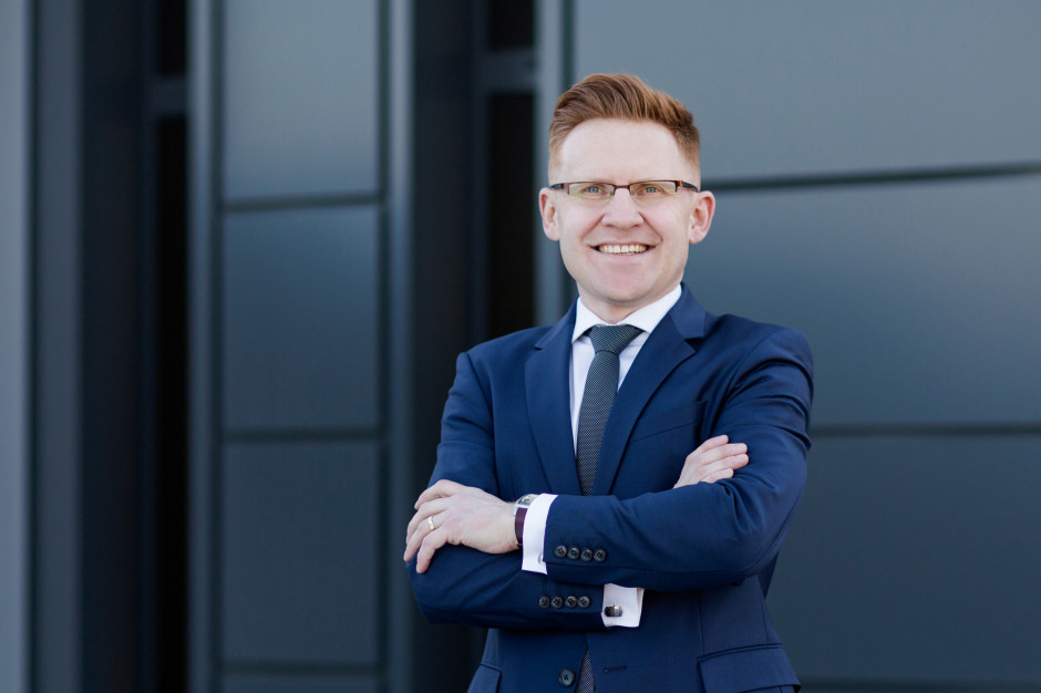 Najwięcej firm podejmuje działania w zakresie optymalizacji energetycznej - mówi Łukasz Grzywacz, Sustainability & ESG Leader, Project Manager w JLL Zielona tranformacja w biurowcach: Raporty ESG opracowuje 30 proc. firm