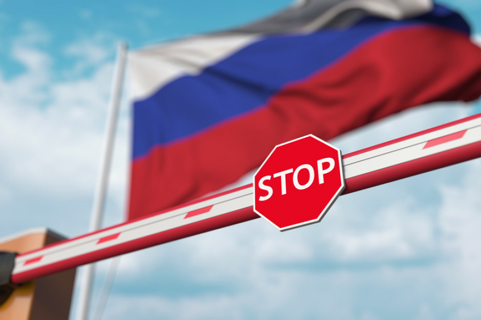 Karty wydawane przez rosyjskie banki nie będą obsługiwane przez sieć Mastercard. Fot. Shutterstock