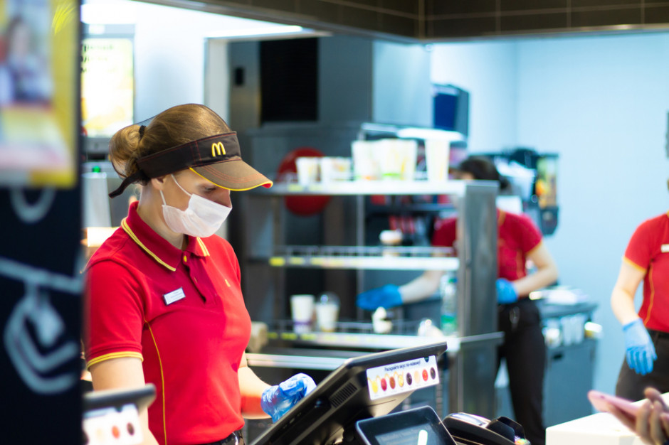 McDonald's zatrudnia w Rosji 62 tys. osób i ma tu ok. 850 lokali. Fot. Shutterstock