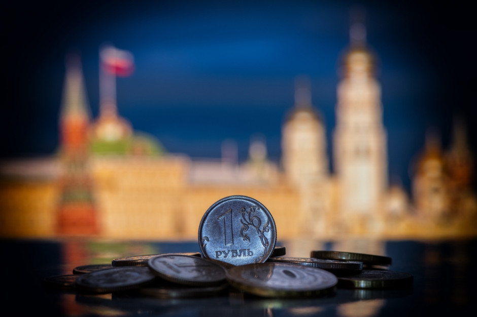 Polska waluta osłabia się po decyzji Rady Polityki Pieniężnej