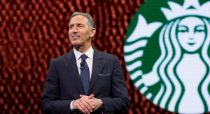 Wielkie powroty w Starbucksie. Howard Schultz przejmuje ponownie stery