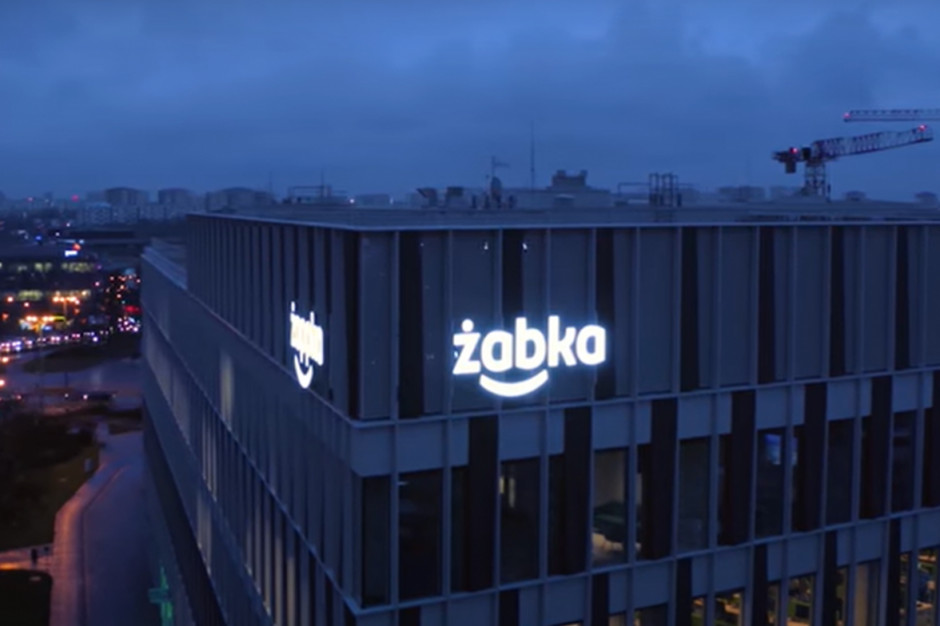 Inwestycja w spółkę Cool-Logistics zwiększy potencjał Żabki, usprawni logistykę spółek znajdujących się w portfolio grupy oraz pozwoli świadczyć usługi przewozów dla platformy q-commerce – Delio. Fot. Mat. prasowe. Żabka dowiezie diety pudełkowe w Poznaniu, Warszawie i Wrocławiu