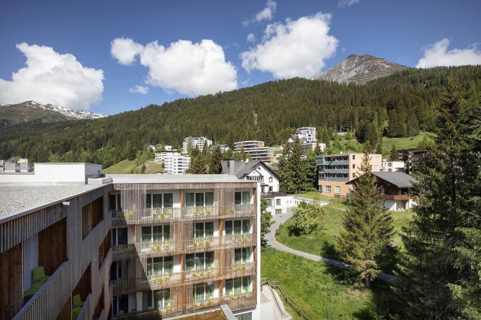 Światowe Forum Ekonomiczne w Davos. Politycy i prezesi firm zatrzymają się w designerskich hotelach