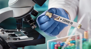 Znaleziono obiecujące kombinacje leków przeciw COVID-19