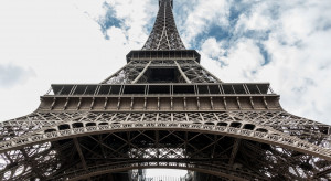 Turyści masowo wrócili do Paryża