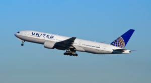 Ewakuacja pasażerów samolotu linii United Airlines