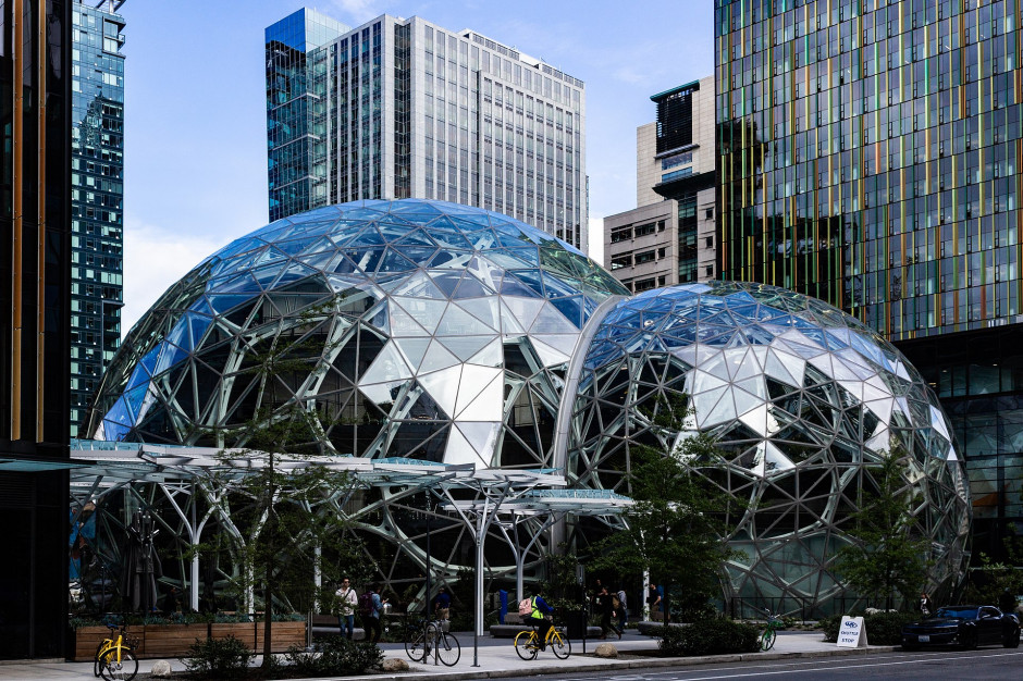 The Amazon Spheres w siedzibie przedsiębiorstwa. Fot. Wikipedia