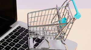 Polacy nie rezygnują z zakupów online