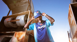 Pepsi i Art of Football łączą siły w nowej kolekcji. Twarzą gwiazda Ligii Mistrzów Vini Jr.